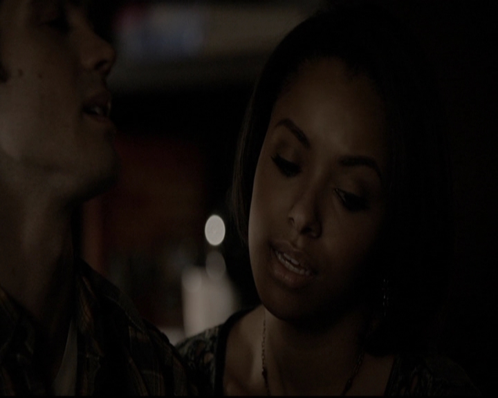 VampireDiariesWorld-dot-org_5x20WhatLiesBeneath0621.jpg