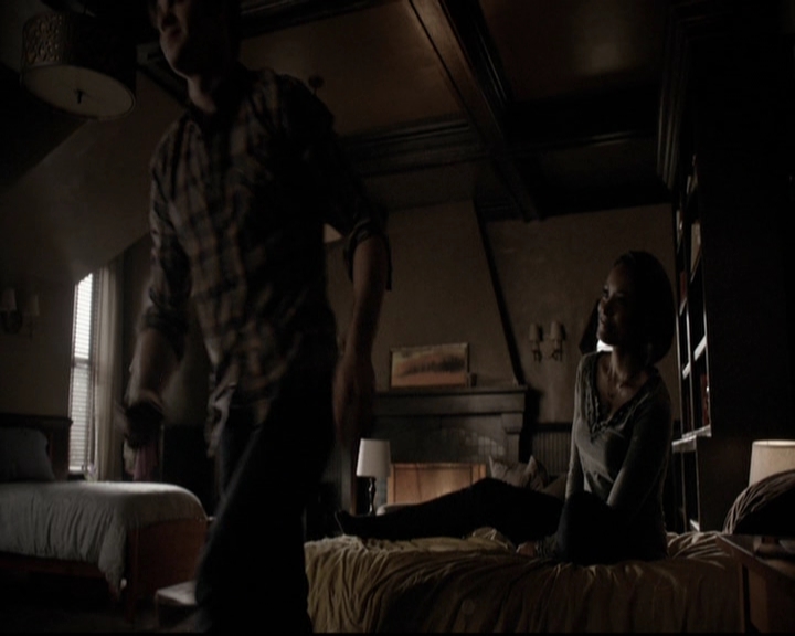 VampireDiariesWorld-dot-org_5x20WhatLiesBeneath0626.jpg