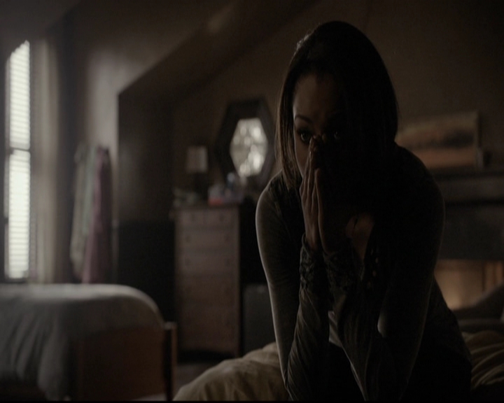VampireDiariesWorld-dot-org_5x20WhatLiesBeneath0635.jpg
