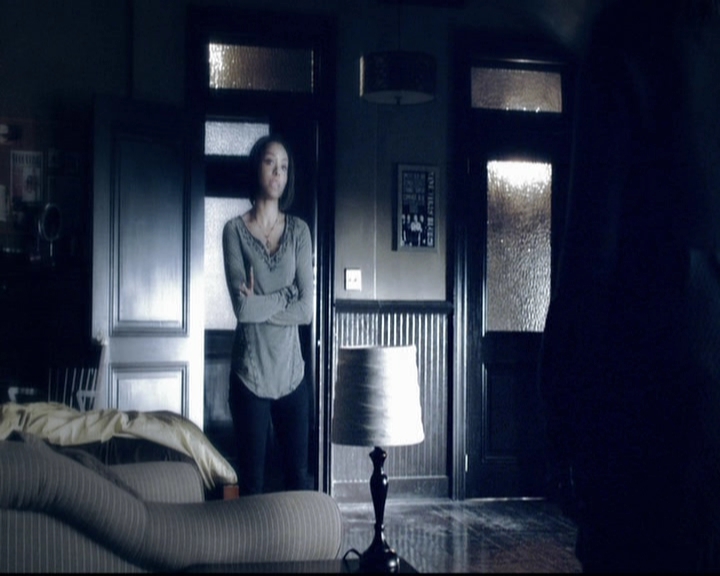 VampireDiariesWorld-dot-org_5x20WhatLiesBeneath0652.jpg