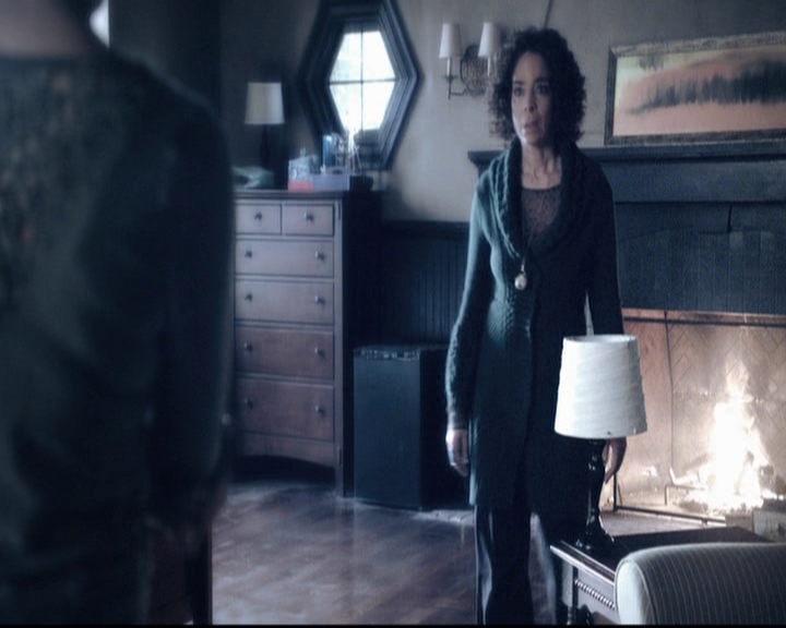 VampireDiariesWorld-dot-org_5x20WhatLiesBeneath0666.jpg VampireDiariesWorld-dot-org_5x20WhatLiesBeneath0666.jpg