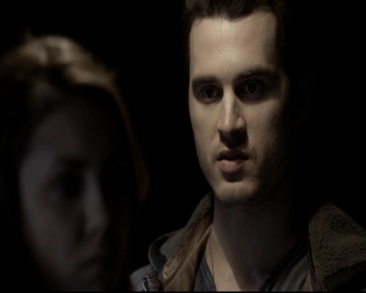 VampireDiariesWorld-dot-org_5x20WhatLiesBeneath0717.jpg