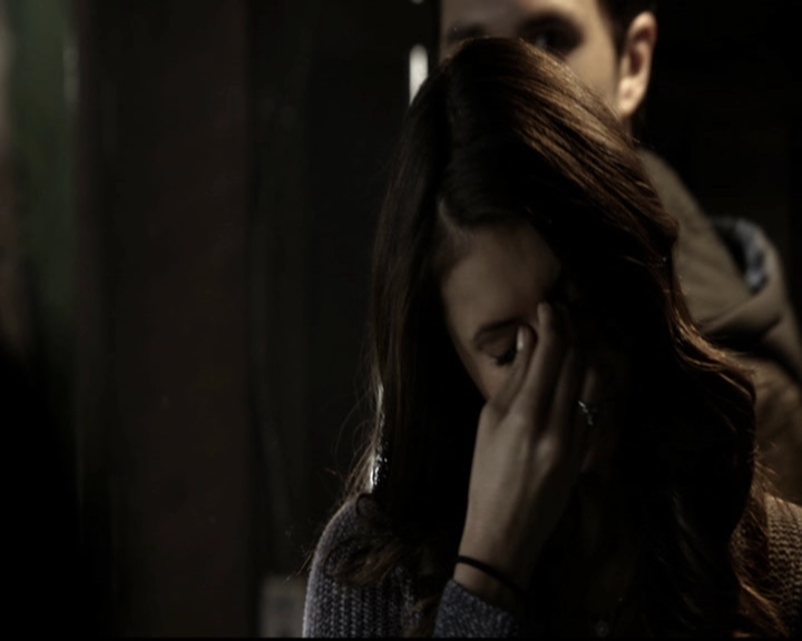 VampireDiariesWorld-dot-org_5x20WhatLiesBeneath0721.jpg