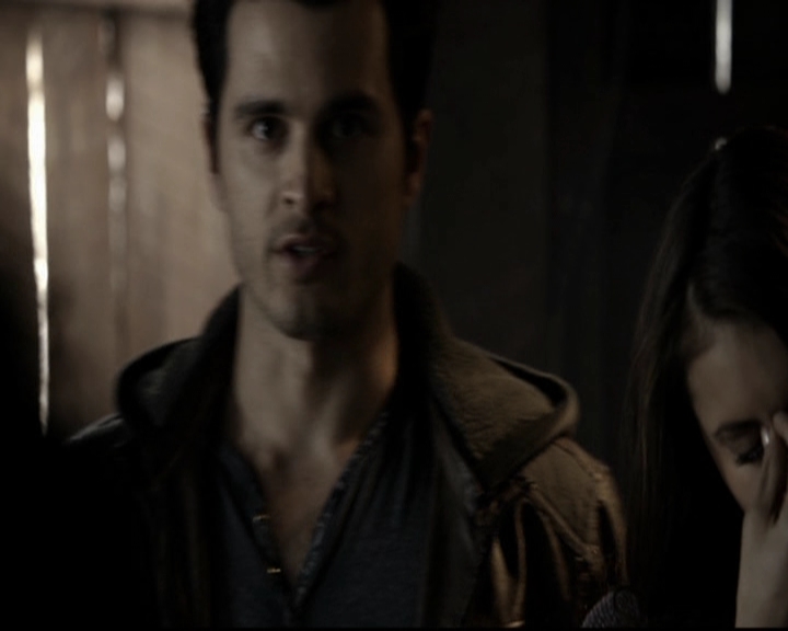 VampireDiariesWorld-dot-org_5x20WhatLiesBeneath0722.jpg