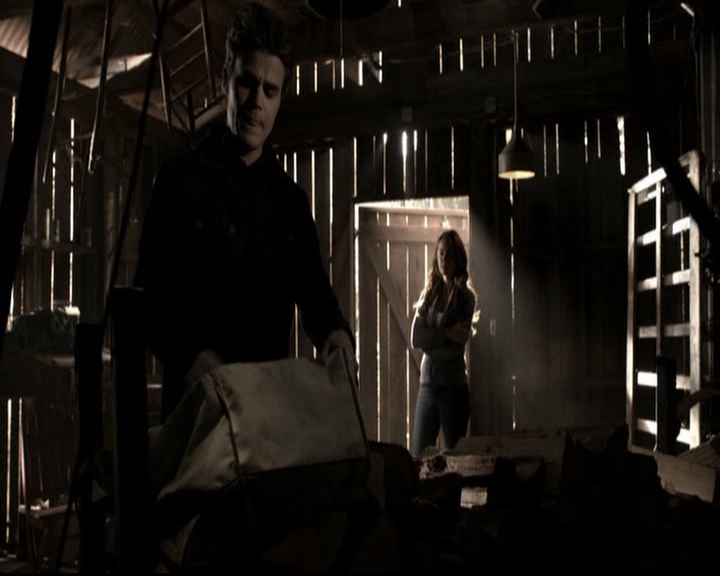 VampireDiariesWorld-dot-org_5x20WhatLiesBeneath0725.jpg