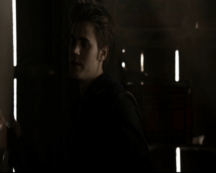 VampireDiariesWorld-dot-org_5x20WhatLiesBeneath0726.jpg