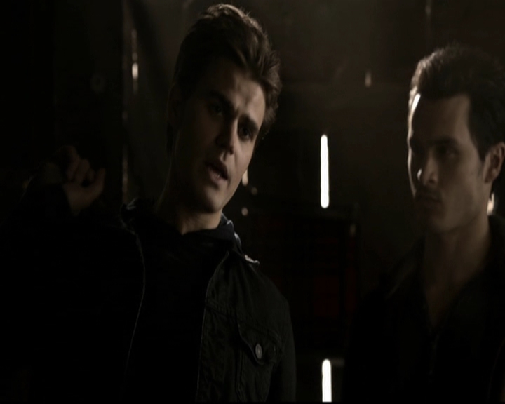 VampireDiariesWorld-dot-org_5x20WhatLiesBeneath0727.jpg