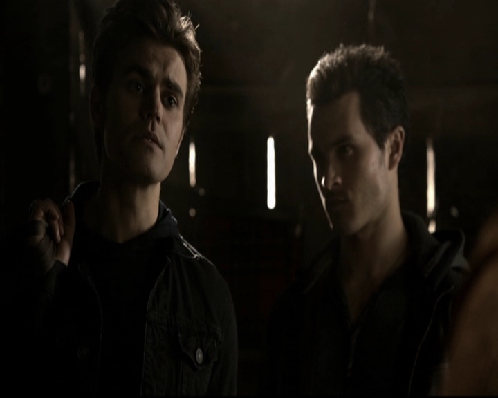 VampireDiariesWorld-dot-org_5x20WhatLiesBeneath0729.jpg