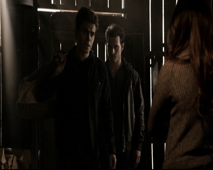 VampireDiariesWorld-dot-org_5x20WhatLiesBeneath0740.jpg