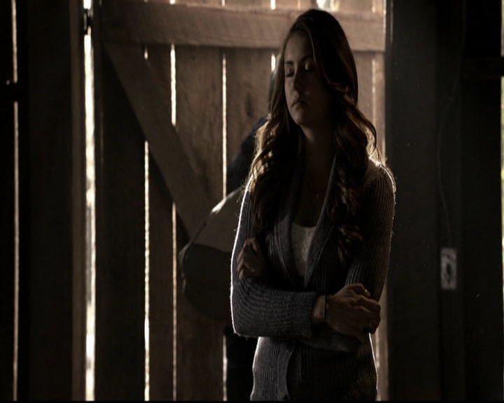VampireDiariesWorld-dot-org_5x20WhatLiesBeneath0743.jpg