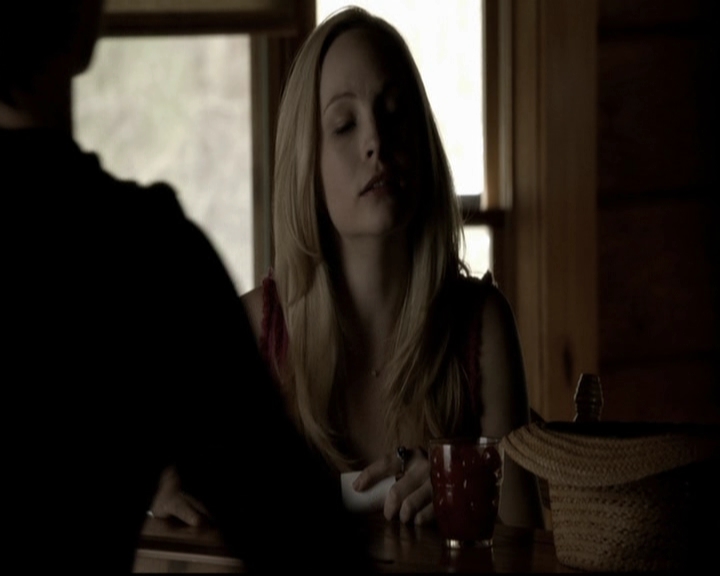 VampireDiariesWorld-dot-org_5x20WhatLiesBeneath0774.jpg