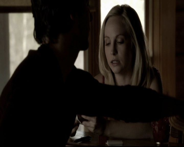 VampireDiariesWorld-dot-org_5x20WhatLiesBeneath0783.jpg