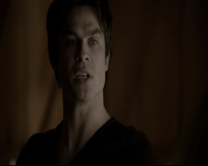 VampireDiariesWorld-dot-org_5x20WhatLiesBeneath0808.jpg