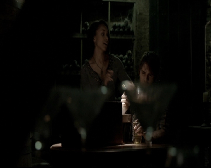 VampireDiariesWorld-dot-org_5x20WhatLiesBeneath0869.jpg