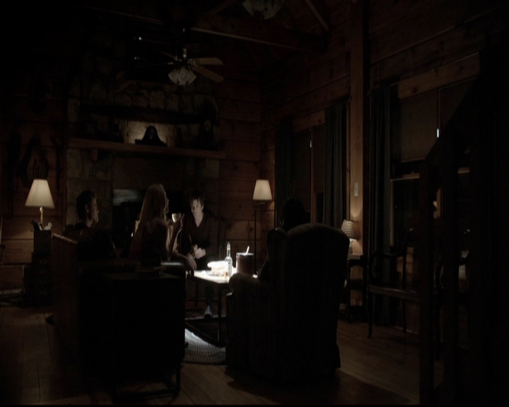 VampireDiariesWorld-dot-org_5x20WhatLiesBeneath1083.jpg