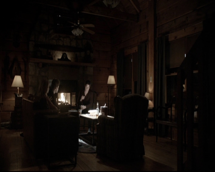 VampireDiariesWorld-dot-org_5x20WhatLiesBeneath1134.jpg