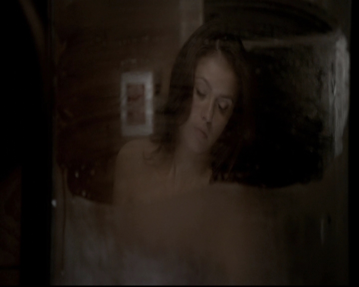 VampireDiariesWorld-dot-org_5x20WhatLiesBeneath1163.jpg VampireDiariesWorld-dot-org_5x20WhatLiesBeneath1163.jpg