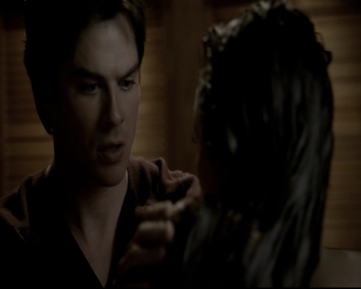 VampireDiariesWorld-dot-org_5x20WhatLiesBeneath1240.jpg