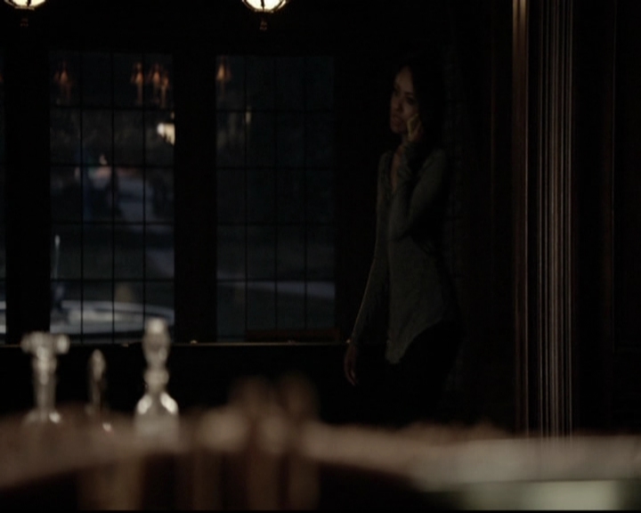 VampireDiariesWorld-dot-org_5x20WhatLiesBeneath1332.jpg VampireDiariesWorld-dot-org_5x20WhatLiesBeneath1332.jpg