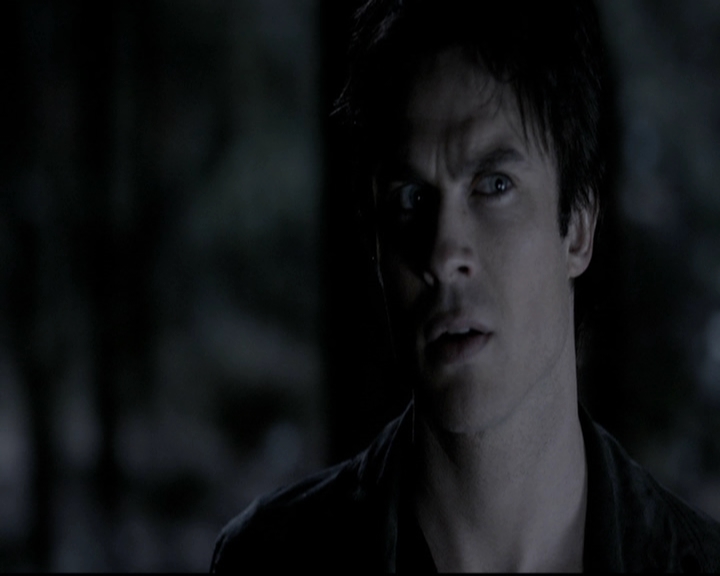 VampireDiariesWorld-dot-org_5x20WhatLiesBeneath1637.jpg