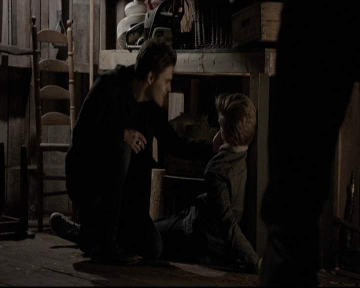 VampireDiariesWorld-dot-org_5x20WhatLiesBeneath1648.jpg