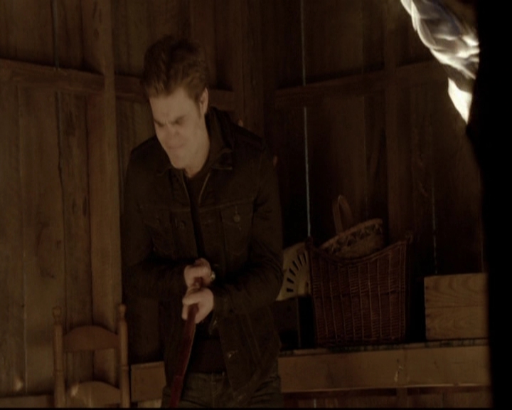 VampireDiariesWorld-dot-org_5x20WhatLiesBeneath1699.jpg
