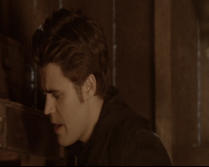 VampireDiariesWorld-dot-org_5x20WhatLiesBeneath1747.jpg