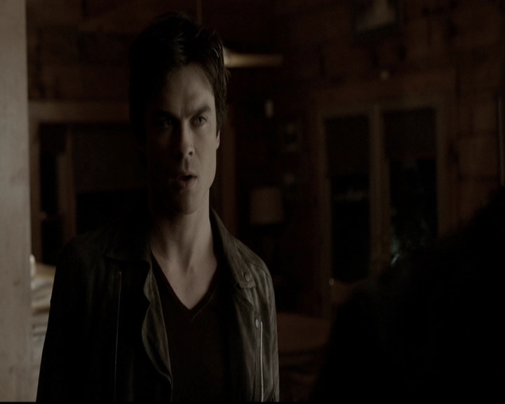 VampireDiariesWorld-dot-org_5x20WhatLiesBeneath1903.jpg