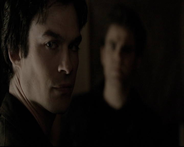 VampireDiariesWorld-dot-org_5x20WhatLiesBeneath1909.jpg