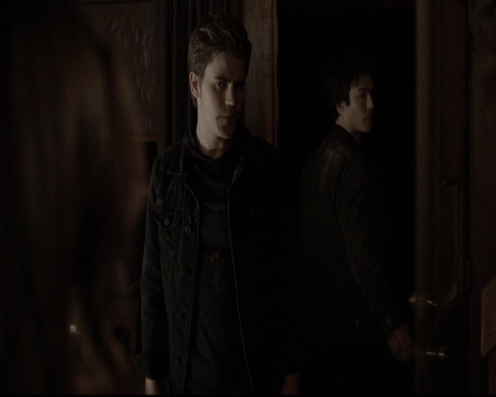 VampireDiariesWorld-dot-org_5x20WhatLiesBeneath1916.jpg