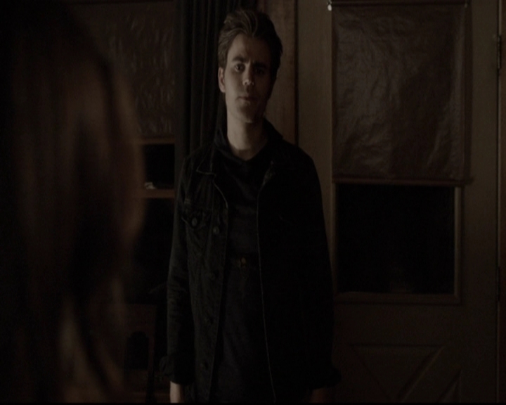 VampireDiariesWorld-dot-org_5x20WhatLiesBeneath1917.jpg