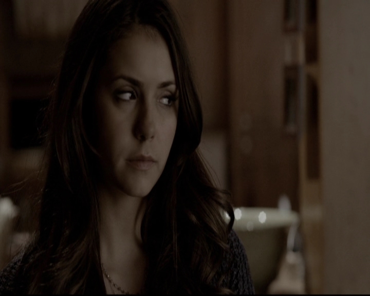 VampireDiariesWorld-dot-org_5x20WhatLiesBeneath1919.jpg