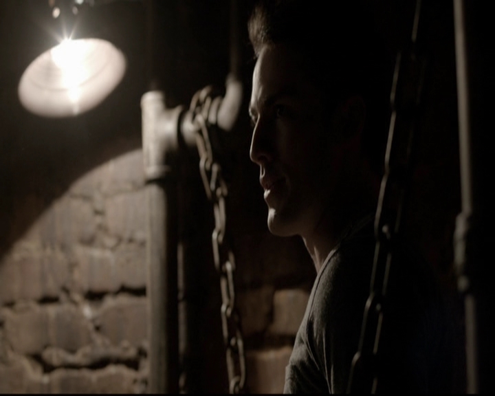 VampireDiariesWorld-dot-org_5x20WhatLiesBeneath1927.jpg