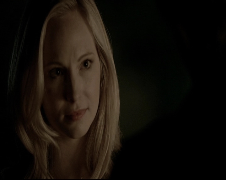 VampireDiariesWorld-dot-org_5x20WhatLiesBeneath2094.jpg