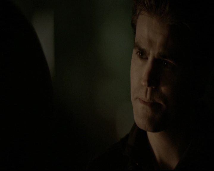 VampireDiariesWorld-dot-org_5x20WhatLiesBeneath2107.jpg