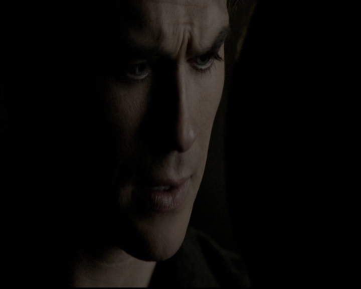 VampireDiariesWorld-dot-org_5x20WhatLiesBeneath2242.jpg