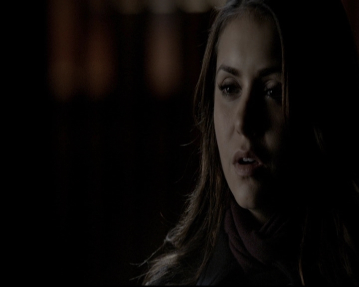 VampireDiariesWorld-dot-org_5x20WhatLiesBeneath2247.jpg
