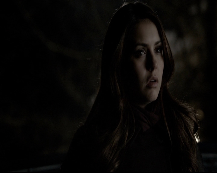 VampireDiariesWorld-dot-org_5x20WhatLiesBeneath2254.jpg