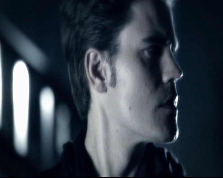 VampireDiariesWorld-dot-org_5x22Home0105.jpg