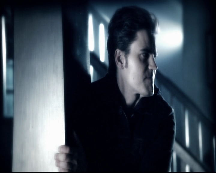 VampireDiariesWorld-dot-org_5x22Home0108.jpg
