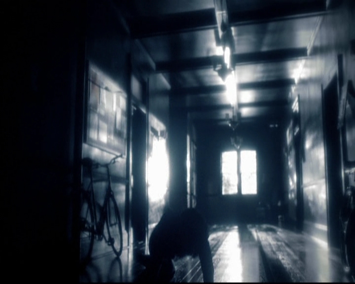 VampireDiariesWorld-dot-org_5x22Home0113.jpg