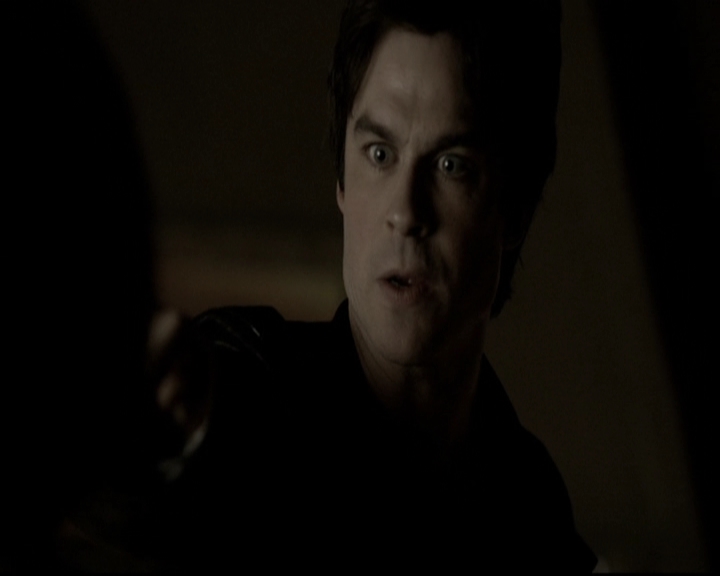 VampireDiariesWorld-dot-org_5x22Home0172.jpg