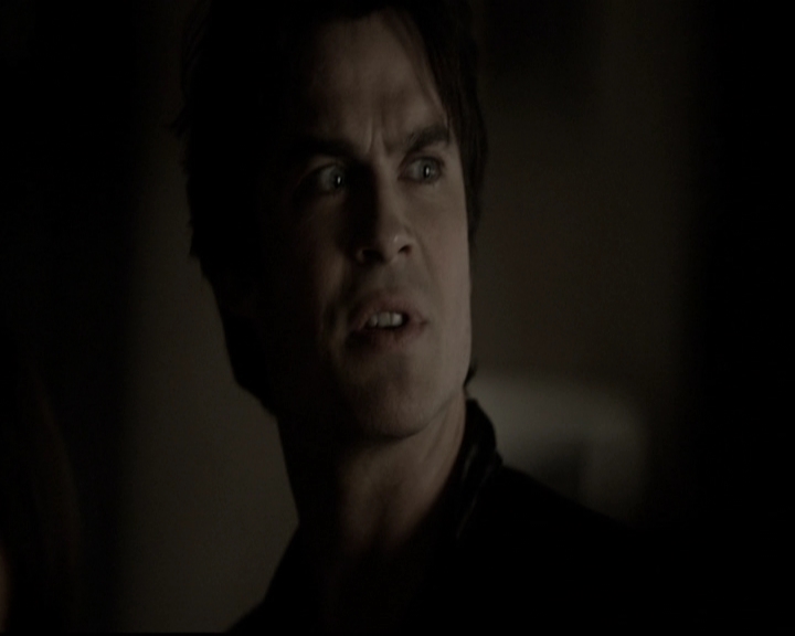 VampireDiariesWorld-dot-org_5x22Home0203.jpg