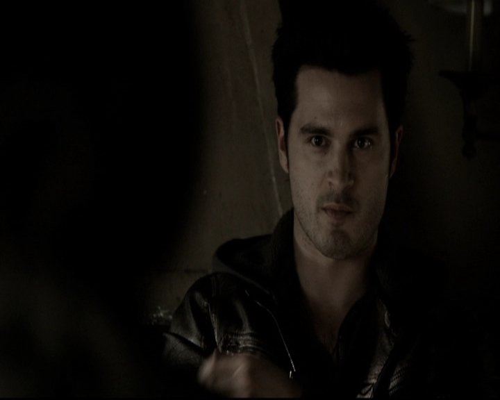 VampireDiariesWorld-dot-org_5x22Home0219.jpg