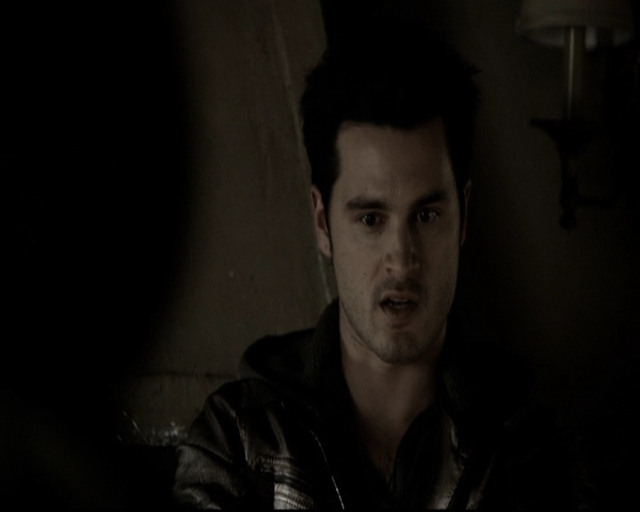 VampireDiariesWorld-dot-org_5x22Home0220.jpg