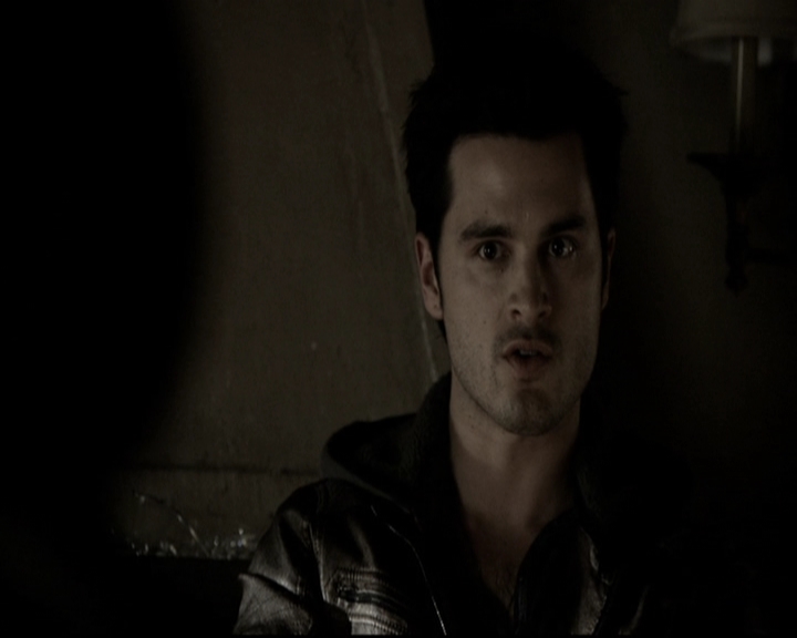 VampireDiariesWorld-dot-org_5x22Home0221.jpg