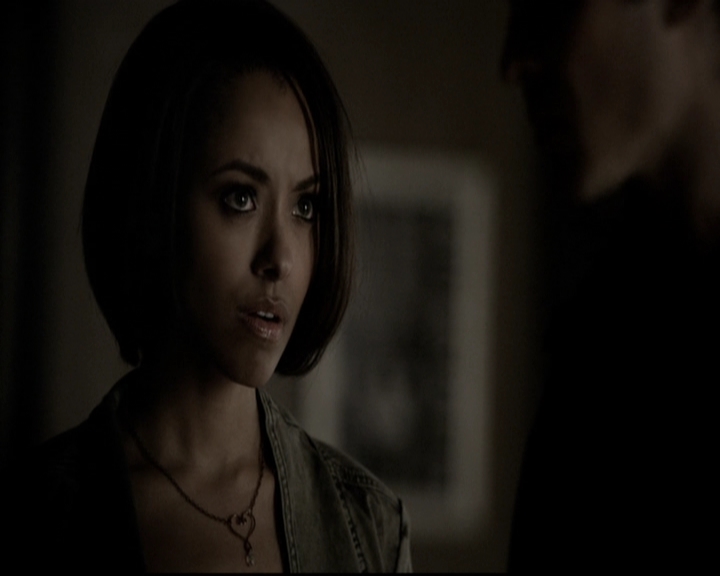 VampireDiariesWorld-dot-org_5x22Home0222.jpg