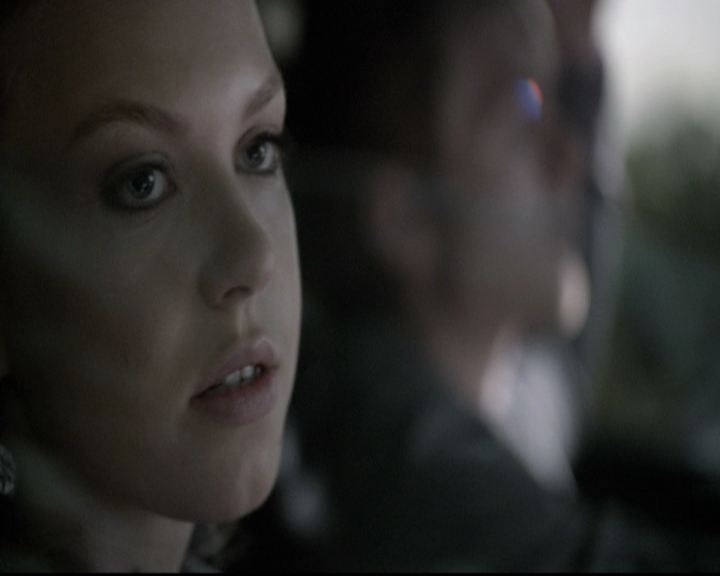 VampireDiariesWorld-dot-org_5x22Home0230.jpg