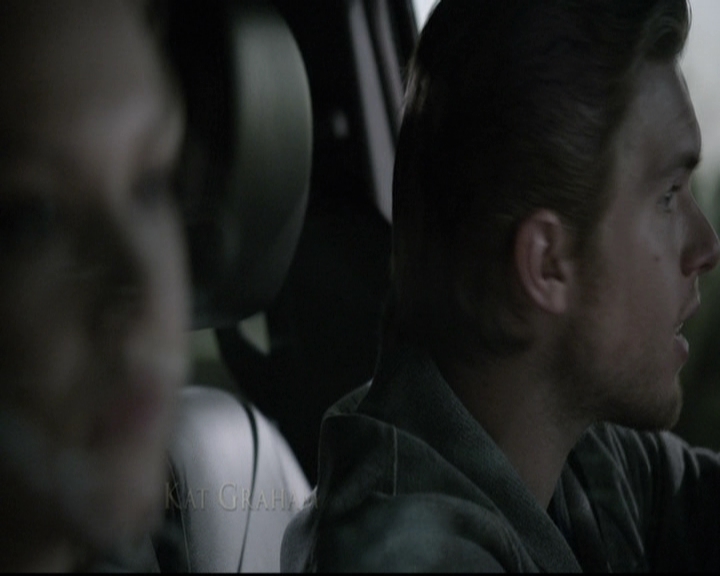 VampireDiariesWorld-dot-org_5x22Home0242.jpg