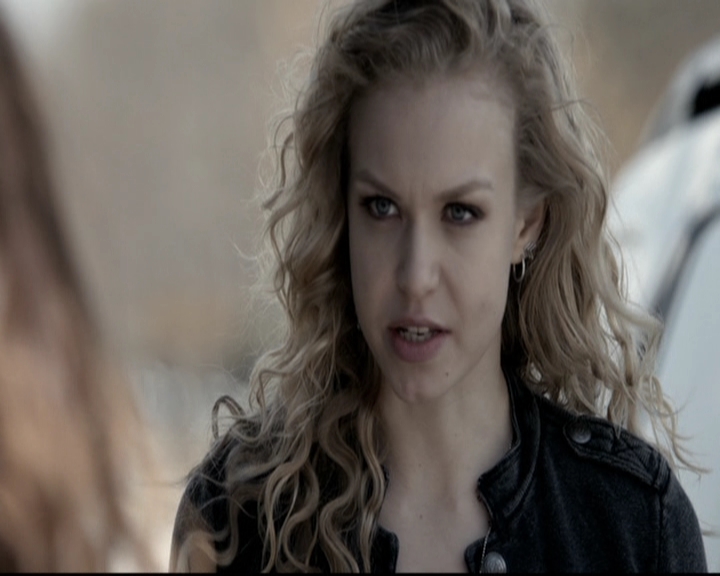 VampireDiariesWorld-dot-org_5x22Home0268.jpg